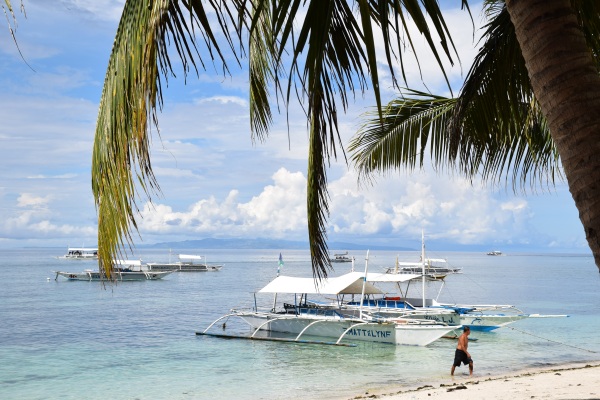 Reisen und Urlaub auf Bohol: Alona Beach